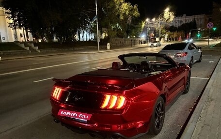 Ford Mustang VI рестайлинг, 2018 год, 3 100 000 рублей, 5 фотография