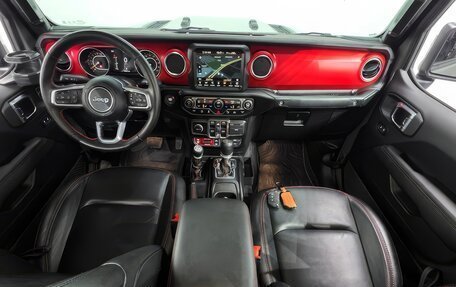 Jeep Gladiator, 2023 год, 5 400 000 рублей, 7 фотография