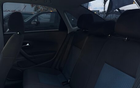 Volkswagen Polo VI (EU Market), 2013 год, 700 000 рублей, 11 фотография