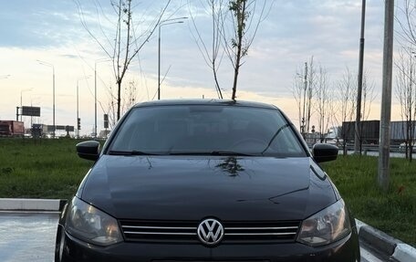 Volkswagen Polo VI (EU Market), 2013 год, 700 000 рублей, 2 фотография
