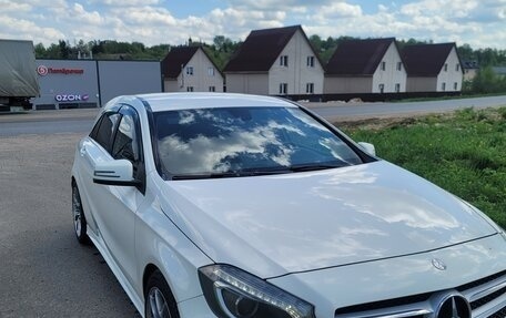 Mercedes-Benz A-Класс, 2014 год, 1 300 000 рублей, 2 фотография