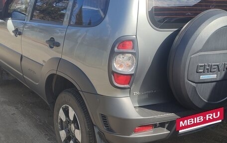 Chevrolet Niva I рестайлинг, 2011 год, 530 000 рублей, 3 фотография