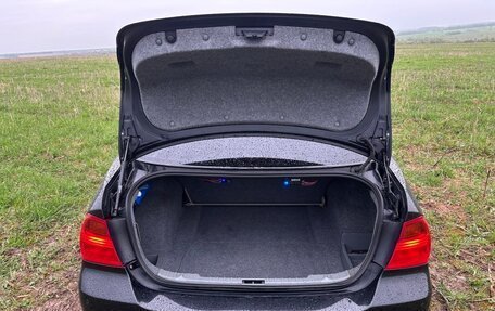 BMW 3 серия, 2006 год, 1 000 000 рублей, 15 фотография