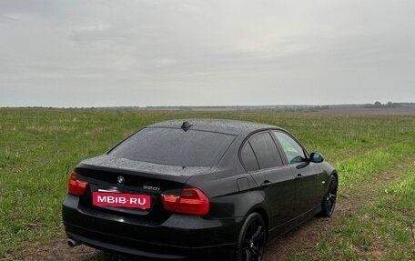 BMW 3 серия, 2006 год, 1 000 000 рублей, 2 фотография