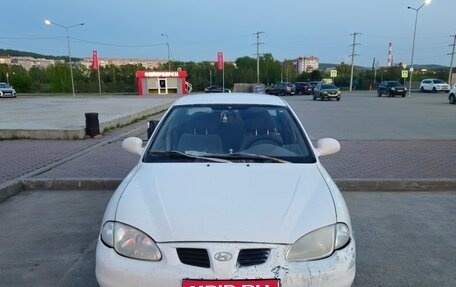 Hyundai Elantra III, 2000 год, 190 000 рублей, 1 фотография