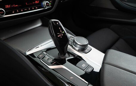 BMW 5 серия, 2020 год, 3 499 999 рублей, 18 фотография