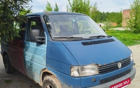 Volkswagen Caravelle T4, 2003 год, 200 000 рублей, 2 фотография