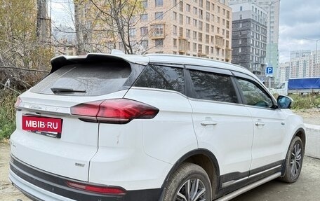 Geely Atlas, 2023 год, 1 700 000 рублей, 4 фотография
