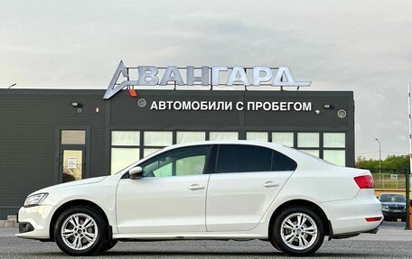 Volkswagen Jetta VI, 2013 год, 1 050 000 рублей, 2 фотография