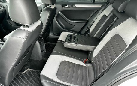 Volkswagen Jetta VI, 2013 год, 1 050 000 рублей, 25 фотография
