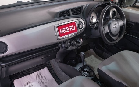 Toyota Vitz, 2013 год, 739 000 рублей, 16 фотография