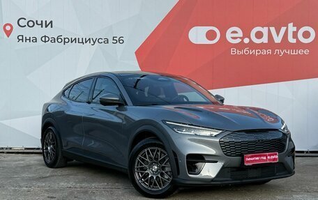 Ford Mustang Mach-E I, 2022 год, 4 849 000 рублей, 3 фотография