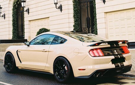 Ford Mustang VI рестайлинг, 2019 год, 8 900 000 рублей, 2 фотография