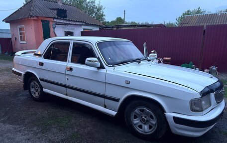 ГАЗ 3110 «Волга», 2001 год, 250 000 рублей, 2 фотография
