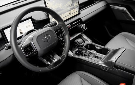 Toyota RAV4, 2026 год, 3 990 000 рублей, 11 фотография