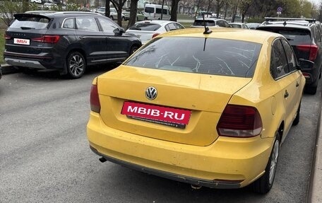 Volkswagen Polo VI (EU Market), 2018 год, 699 000 рублей, 2 фотография
