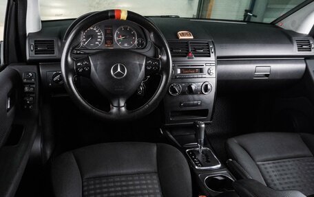 Mercedes-Benz A-Класс, 2011 год, 799 000 рублей, 6 фотография