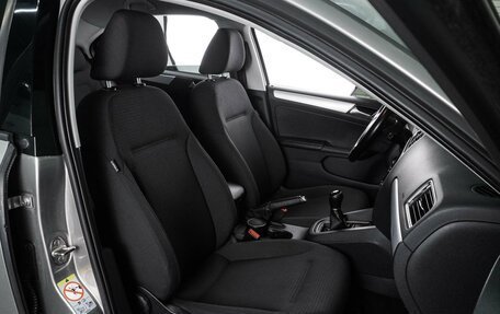 Volkswagen Jetta VI, 2017 год, 1 287 000 рублей, 8 фотография
