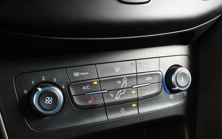 Ford Focus III, 2015 год, 999 000 рублей, 15 фотография