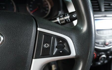 Hyundai Solaris II рестайлинг, 2012 год, 739 000 рублей, 18 фотография