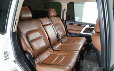 Toyota Land Cruiser 200, 2014 год, 4 449 000 рублей, 7 фотография