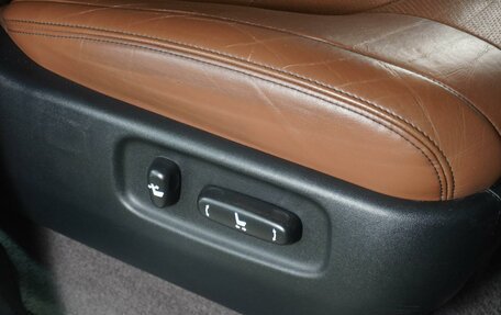 Toyota Land Cruiser 200, 2014 год, 4 449 000 рублей, 13 фотография