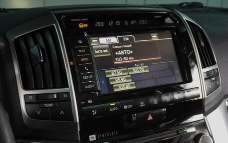 Toyota Land Cruiser 200, 2014 год, 4 449 000 рублей, 24 фотография