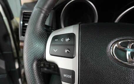 Toyota Land Cruiser 200, 2014 год, 4 449 000 рублей, 30 фотография