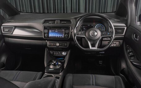 Nissan Leaf II, 2017 год, 1 659 000 рублей, 6 фотография