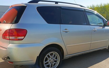 Toyota Avensis Verso I рестайлинг, 2003 год, 960 000 рублей, 4 фотография