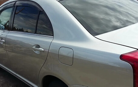 Toyota Avensis III рестайлинг, 2007 год, 1 060 000 рублей, 23 фотография