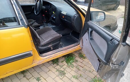 Opel Omega A, 1992 год, 65 000 рублей, 8 фотография
