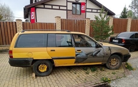 Opel Omega A, 1992 год, 65 000 рублей, 2 фотография