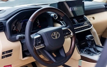 Toyota Land Cruiser, 2026 год, 16 400 777 рублей, 7 фотография