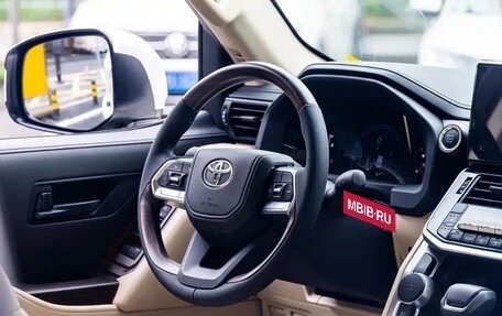 Toyota Land Cruiser, 2026 год, 16 400 777 рублей, 8 фотография