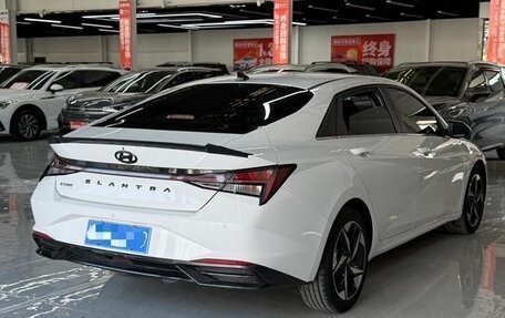 Hyundai Elantra, 2023 год, 1 450 000 рублей, 5 фотография