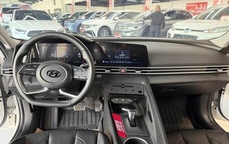 Hyundai Elantra, 2023 год, 1 450 000 рублей, 8 фотография