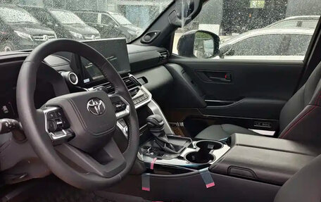 Toyota Land Cruiser, 2026 год, 14 980 777 рублей, 6 фотография