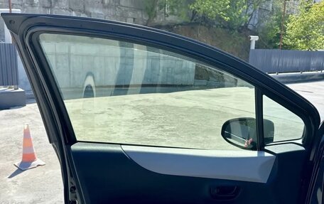 Toyota Vitz, 2012 год, 590 000 рублей, 16 фотография