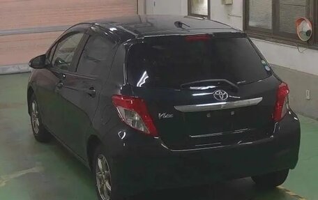 Toyota Vitz, 2012 год, 590 000 рублей, 29 фотография