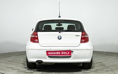 BMW 1 серия, 2011 год, 890 000 рублей, 6 фотография