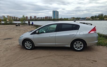 Honda Insight II рестайлинг, 2009 год, 730 000 рублей, 2 фотография