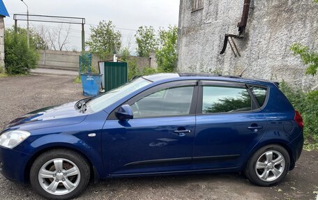 KIA cee'd I рестайлинг, 2009 год, 735 000 рублей, 2 фотография