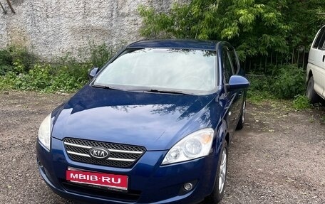 KIA cee'd I рестайлинг, 2009 год, 735 000 рублей, 1 фотография