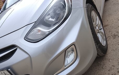 Hyundai Solaris II рестайлинг, 2012 год, 650 000 рублей, 2 фотография