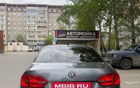Volkswagen Jetta VI, 2012 год, 895 000 рублей, 3 фотография