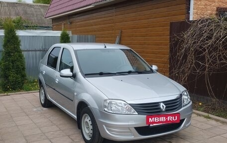 Renault Logan I, 2013 год, 458 000 рублей, 3 фотография