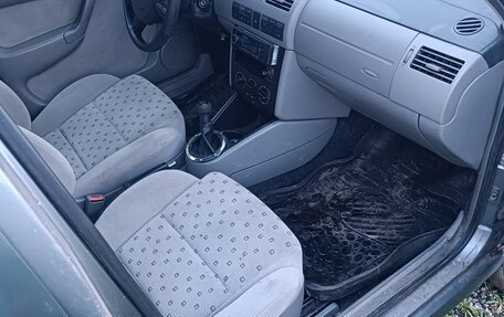 Volkswagen Pointer, 2005 год, 110 000 рублей, 3 фотография