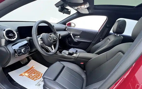 Mercedes-Benz A-Класс, 2021 год, 1 620 350 рублей, 14 фотография