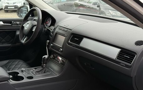 Volkswagen Touareg III, 2013 год, 2 025 000 рублей, 16 фотография